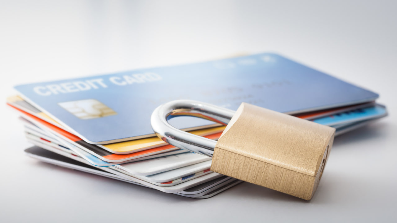 Understanding Credit Cards Understanding Credit Cards